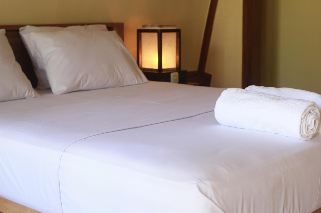 Island Beach Bungalow Gili Trawangan Esterno foto