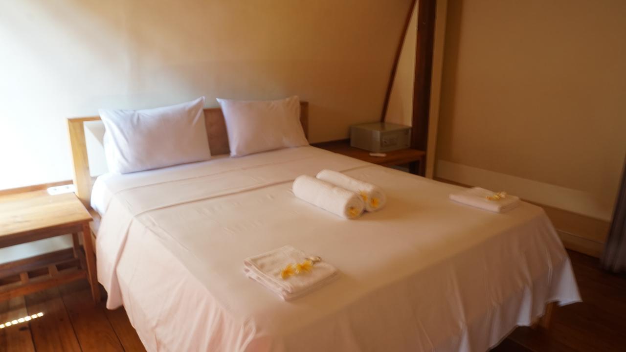 Island Beach Bungalow Gili Trawangan Esterno foto